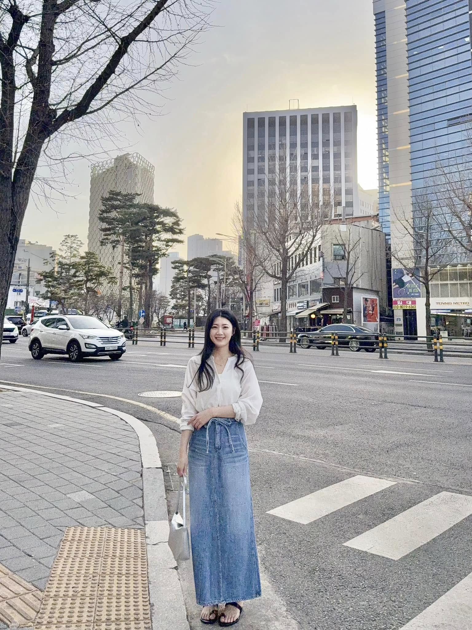 氣質迷人V領楊柳上衣