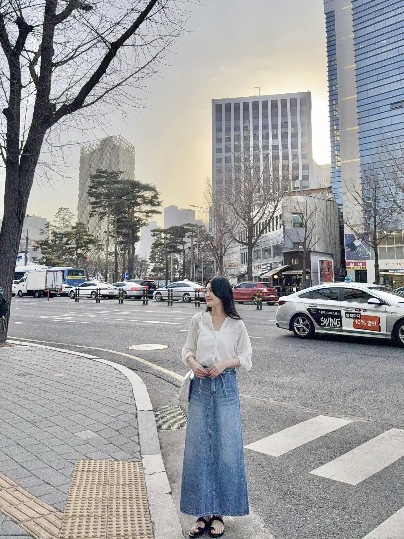 氣質迷人V領楊柳上衣