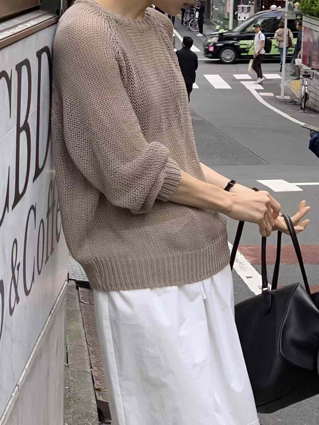 A105.顯瘦垂墜拉克蘭袖針織上衣