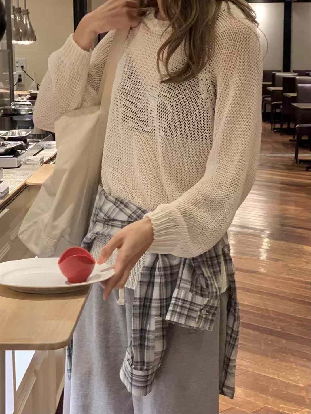 A105.顯瘦垂墜拉克蘭袖針織上衣