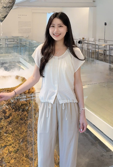 A86.夏日甜美女孩綁帶上衣