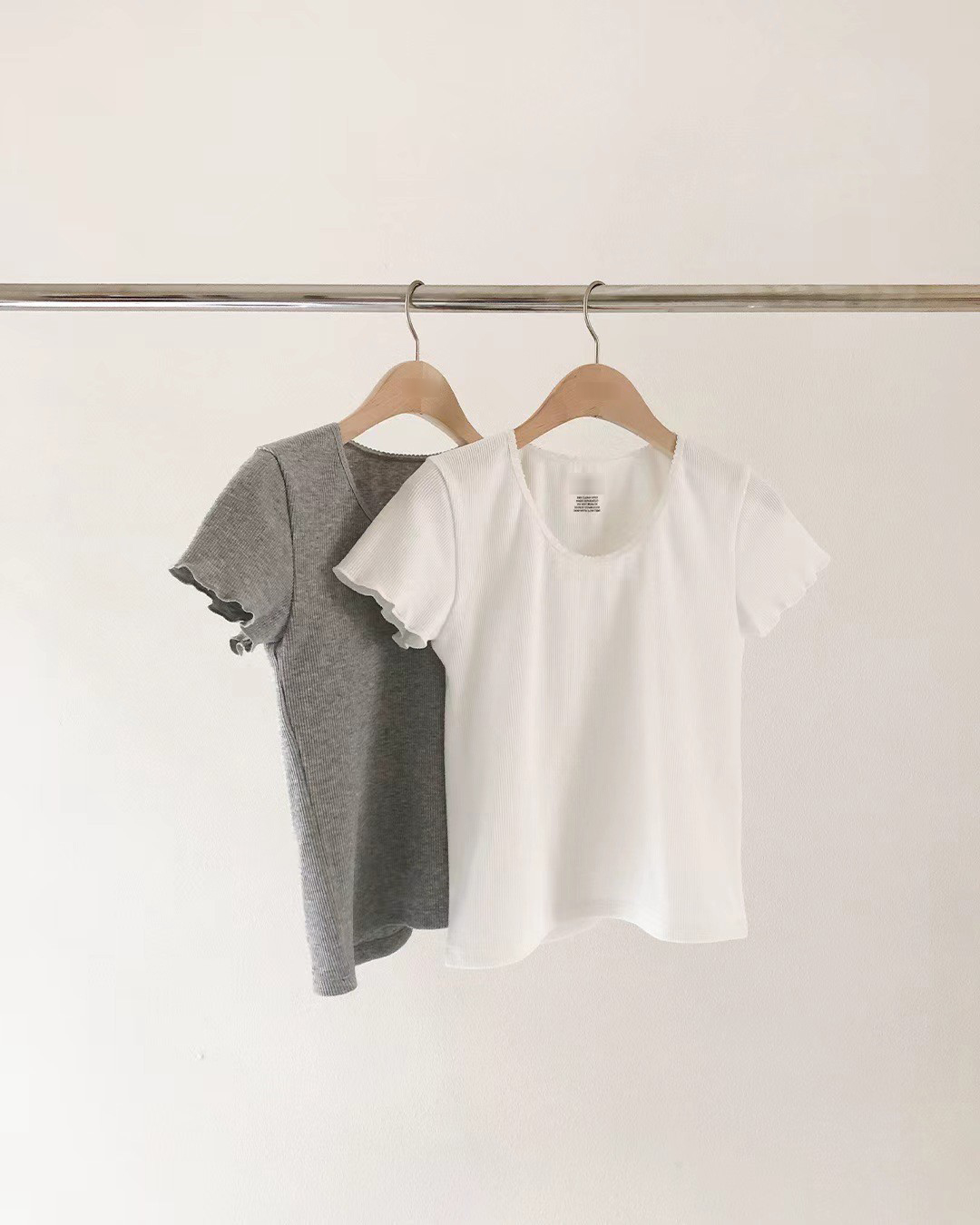 A64.顏值家莫代爾華夫格纖瘦TEE