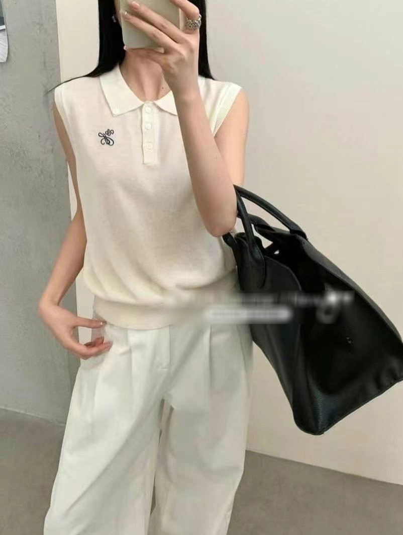 A20.可可家翻領排扣寬肩背心