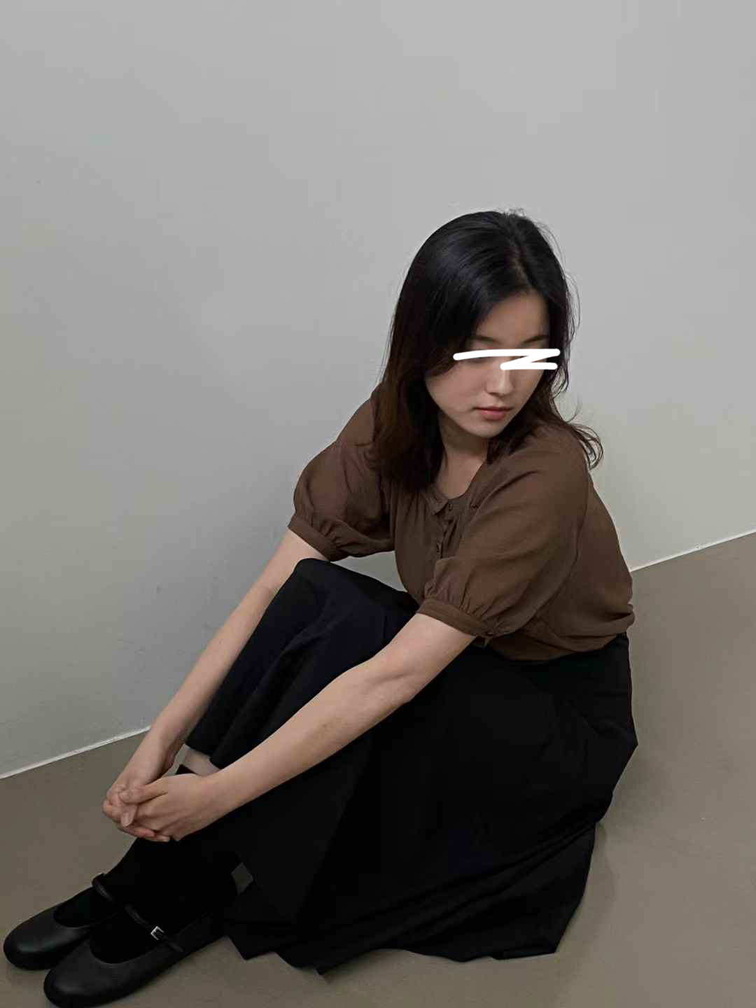 A94.質感家抓皺澎袖上衣