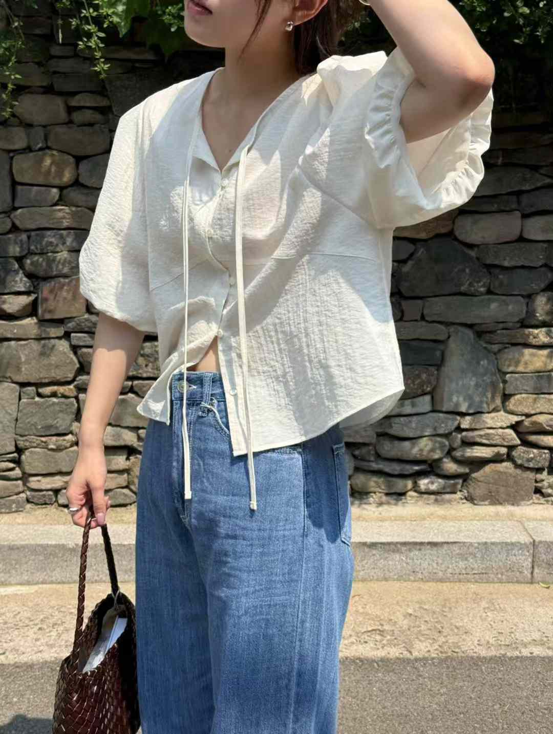 A44.瘦瘦歐膩氣質澎袖上衣