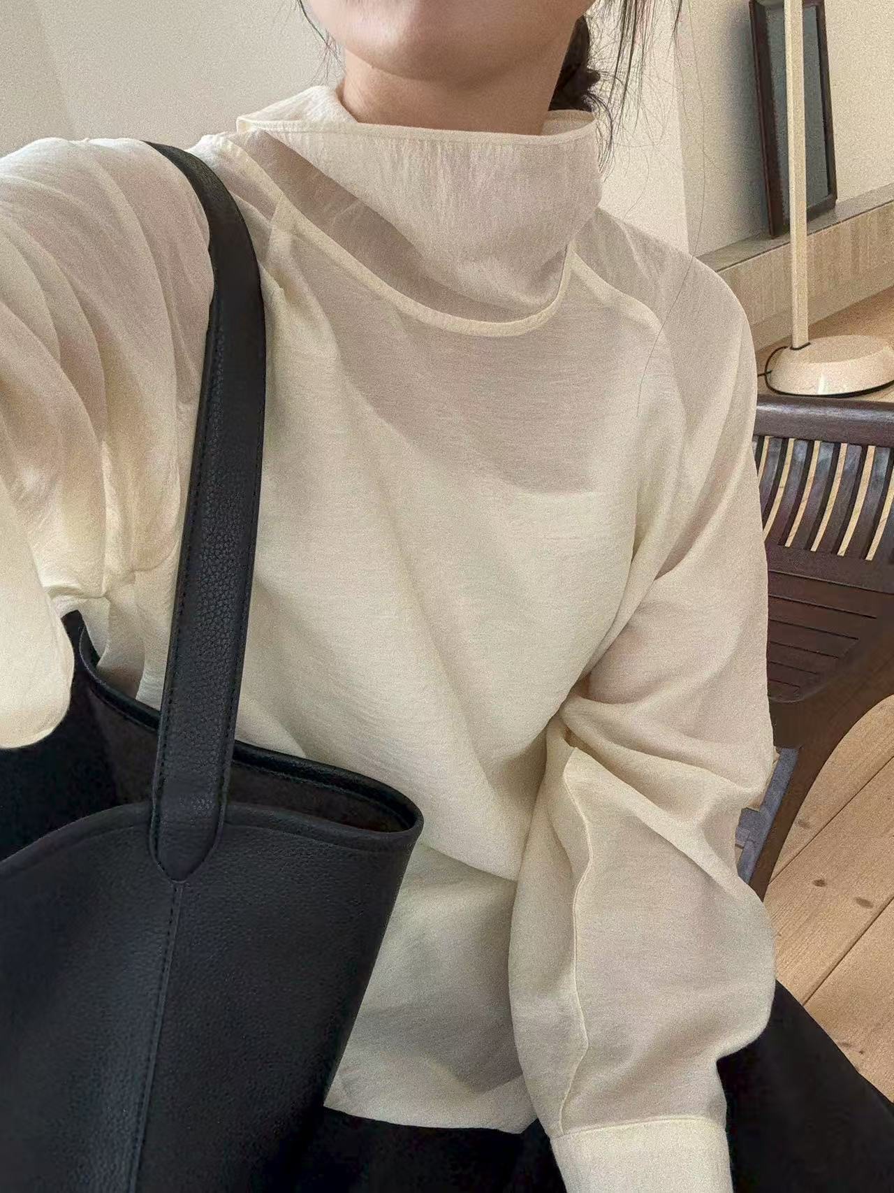 A33.瘦瘦歐膩溫柔小領巾上衣