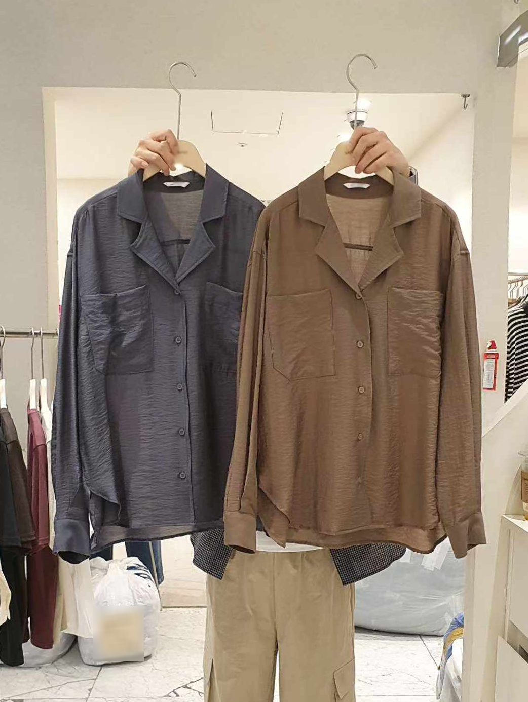 A64.小臉歐膩微光澤雙口袋襯衫