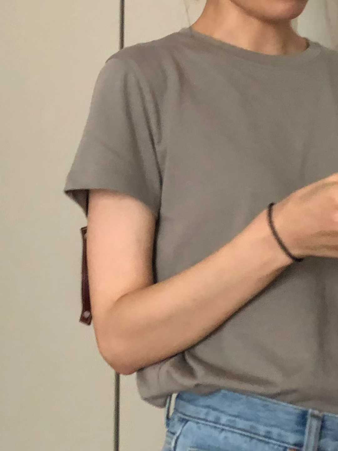A17.顏值家莫代爾混紡圓領短TEE