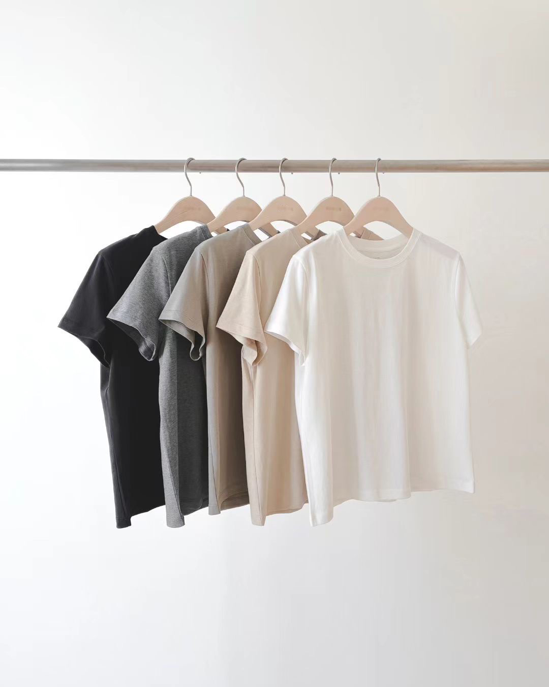 A17.顏值家莫代爾混紡圓領短TEE