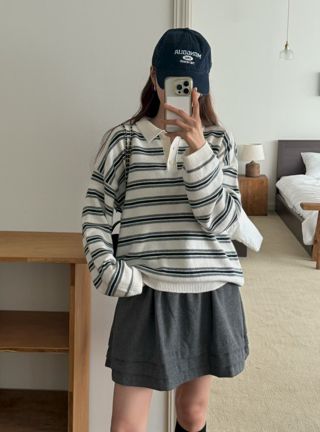 A33.甜姐家3釦POLO領條紋毛衣