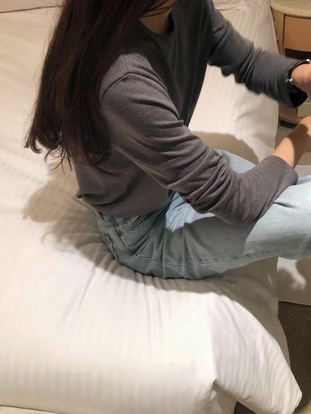 A14.顏值家修飾彈性長袖上衣