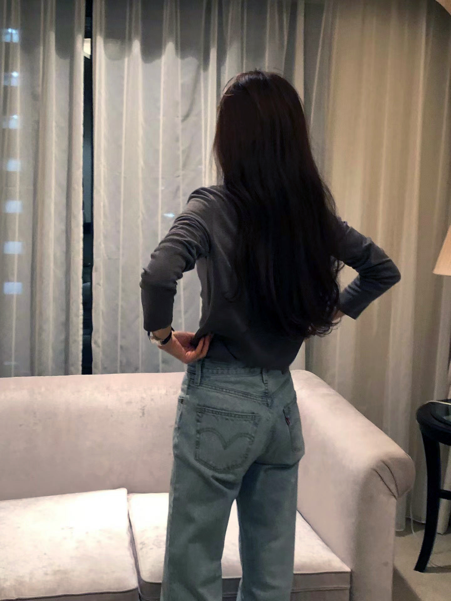 A14.顏值家修飾彈性長袖上衣