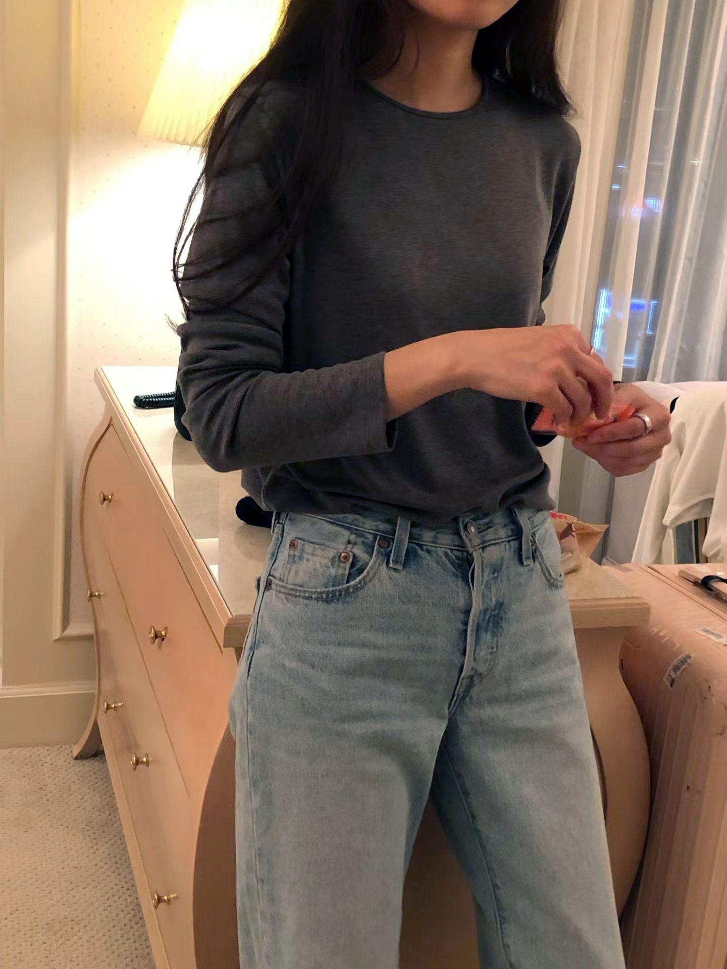 A14.顏值家修飾彈性長袖上衣