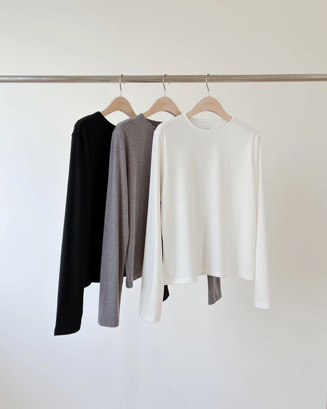 A14.顏值家修飾彈性長袖上衣