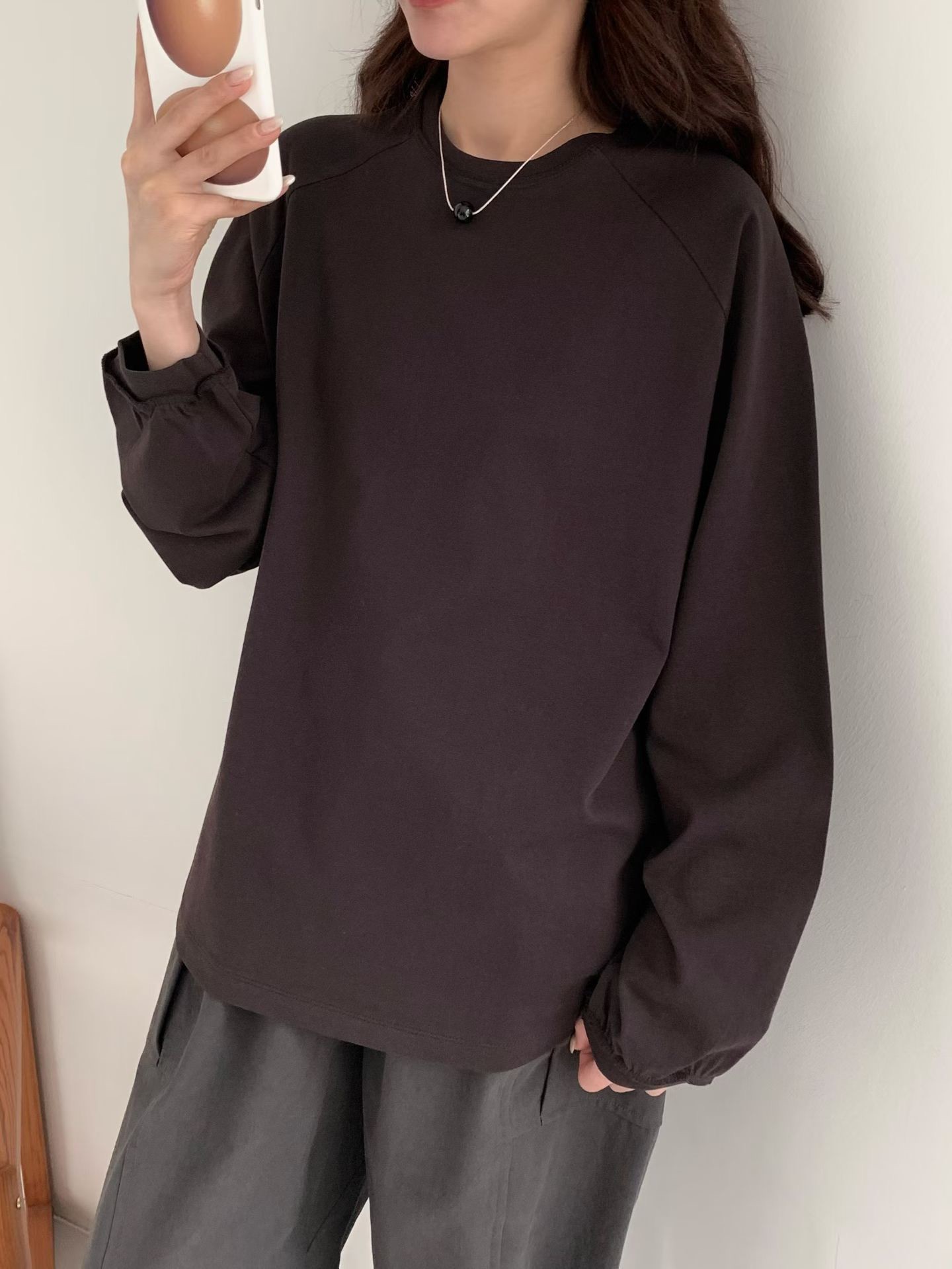 B06.冬日好搭拉克蘭素面長袖TEE