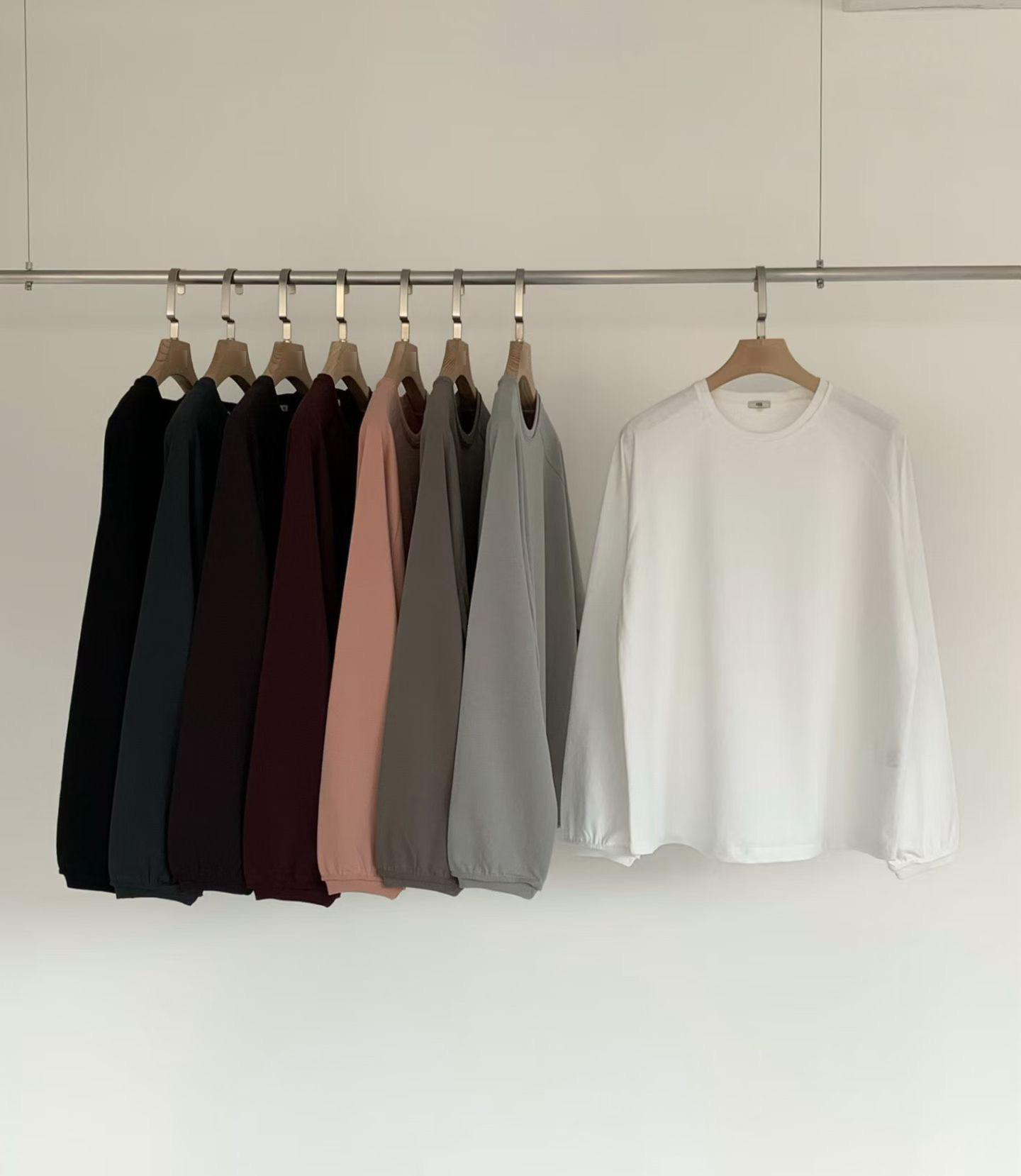 B06.冬日好搭拉克蘭素面長袖TEE