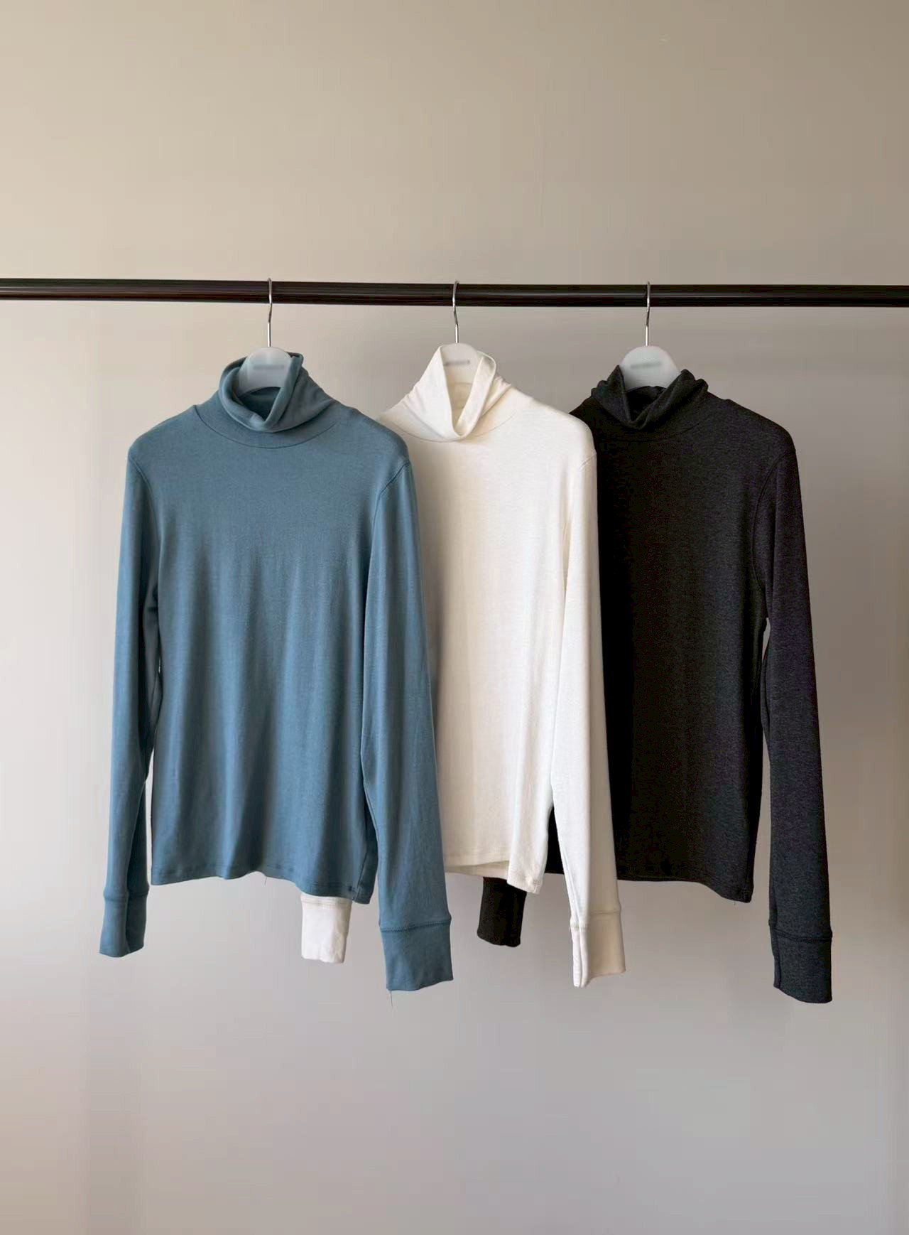 B41.瘦瘦歐膩柔軟彈性高領上衣