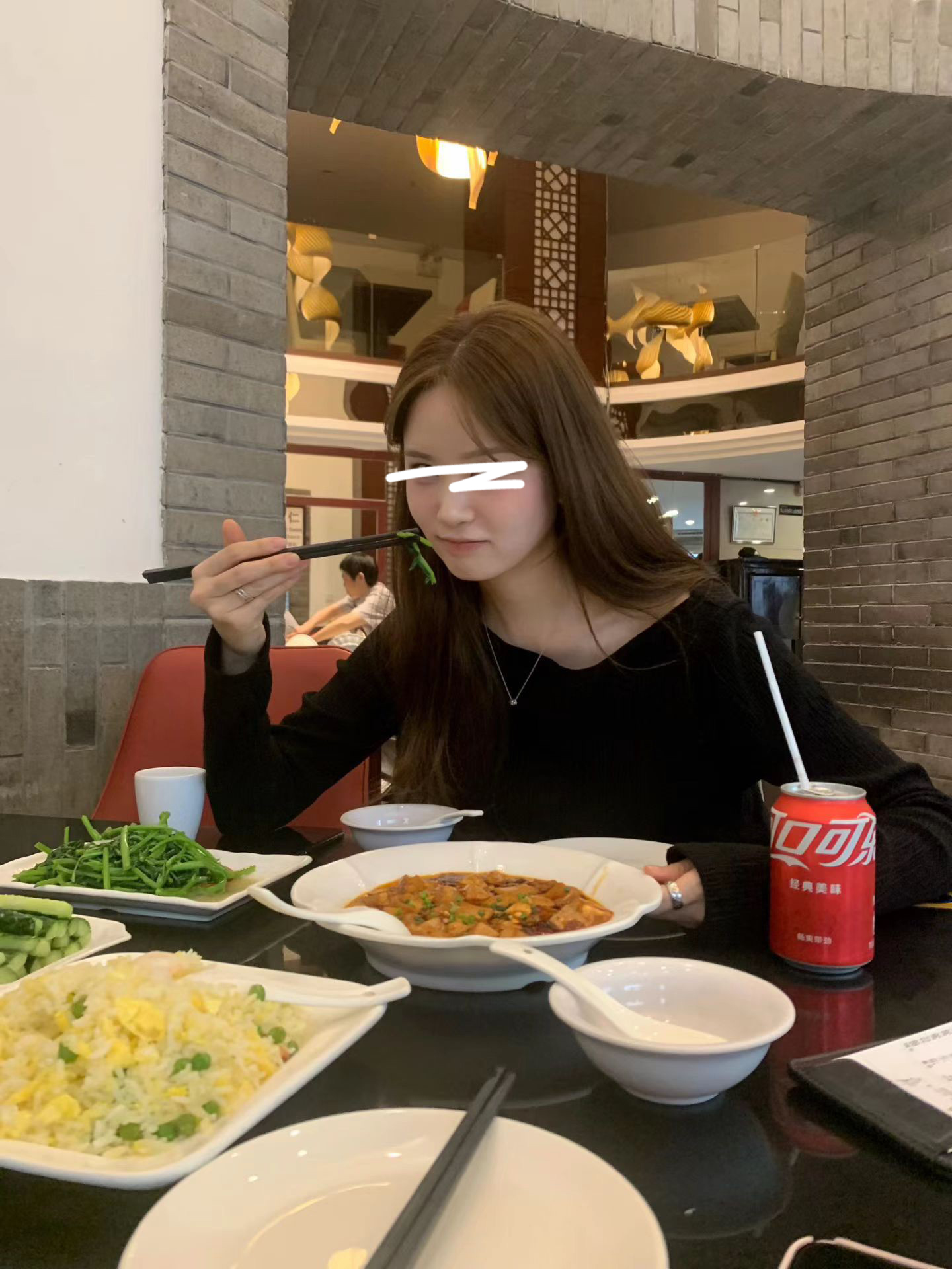 B30.顏值家女孩細坑條上衣