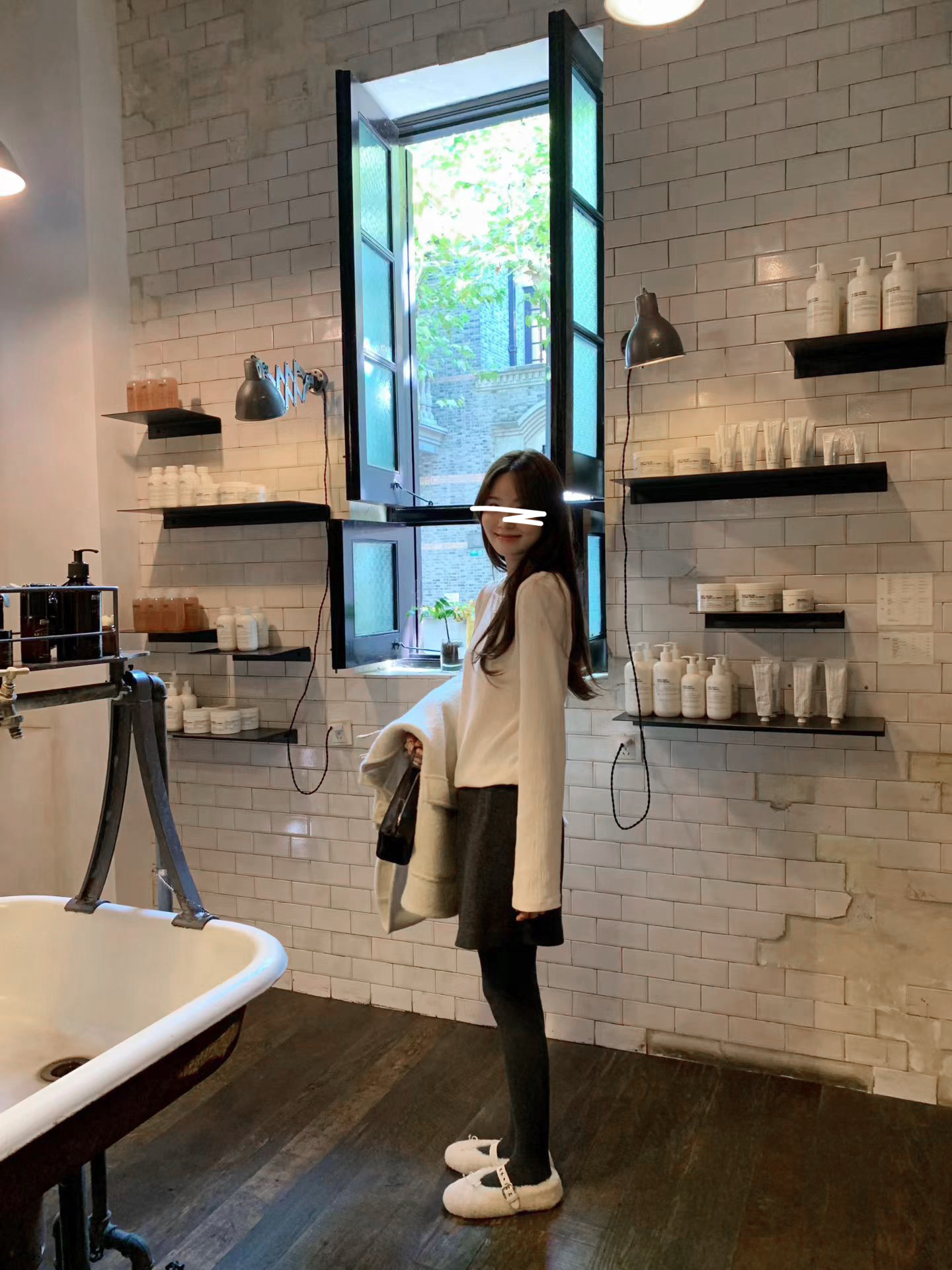 B30.顏值家女孩細坑條上衣