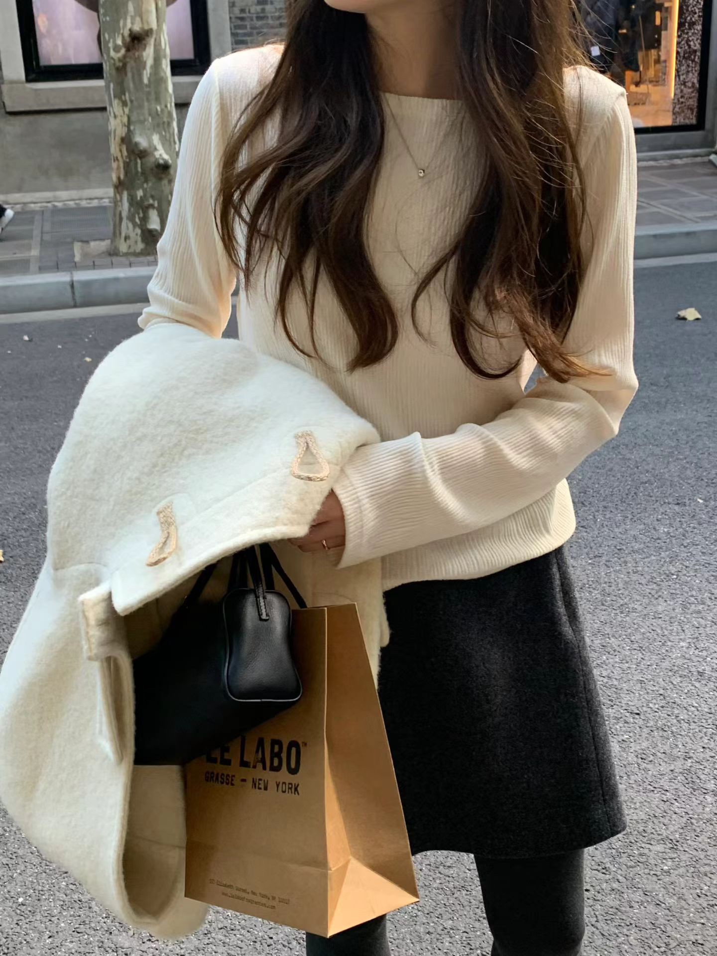 B30.顏值家女孩細坑條上衣