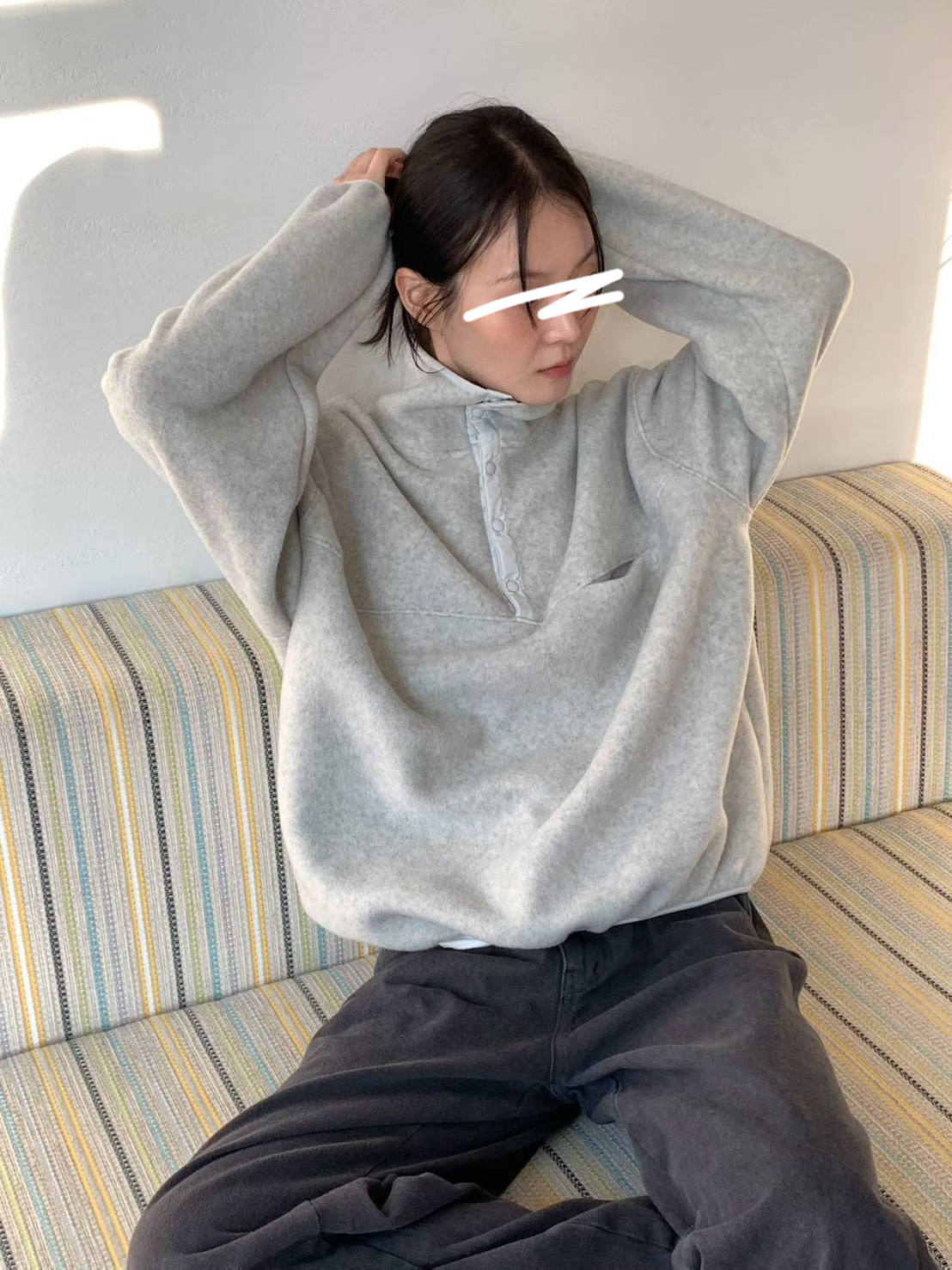 C17.纖瘦家絨面半拉鍊立領上衣