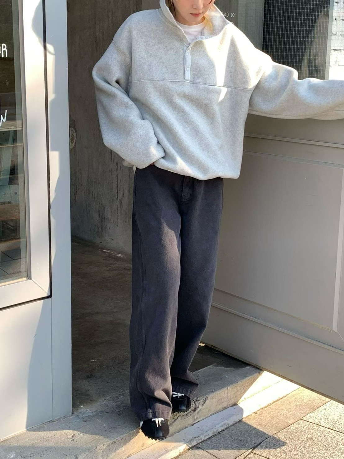 C17.纖瘦家絨面半拉鍊立領上衣