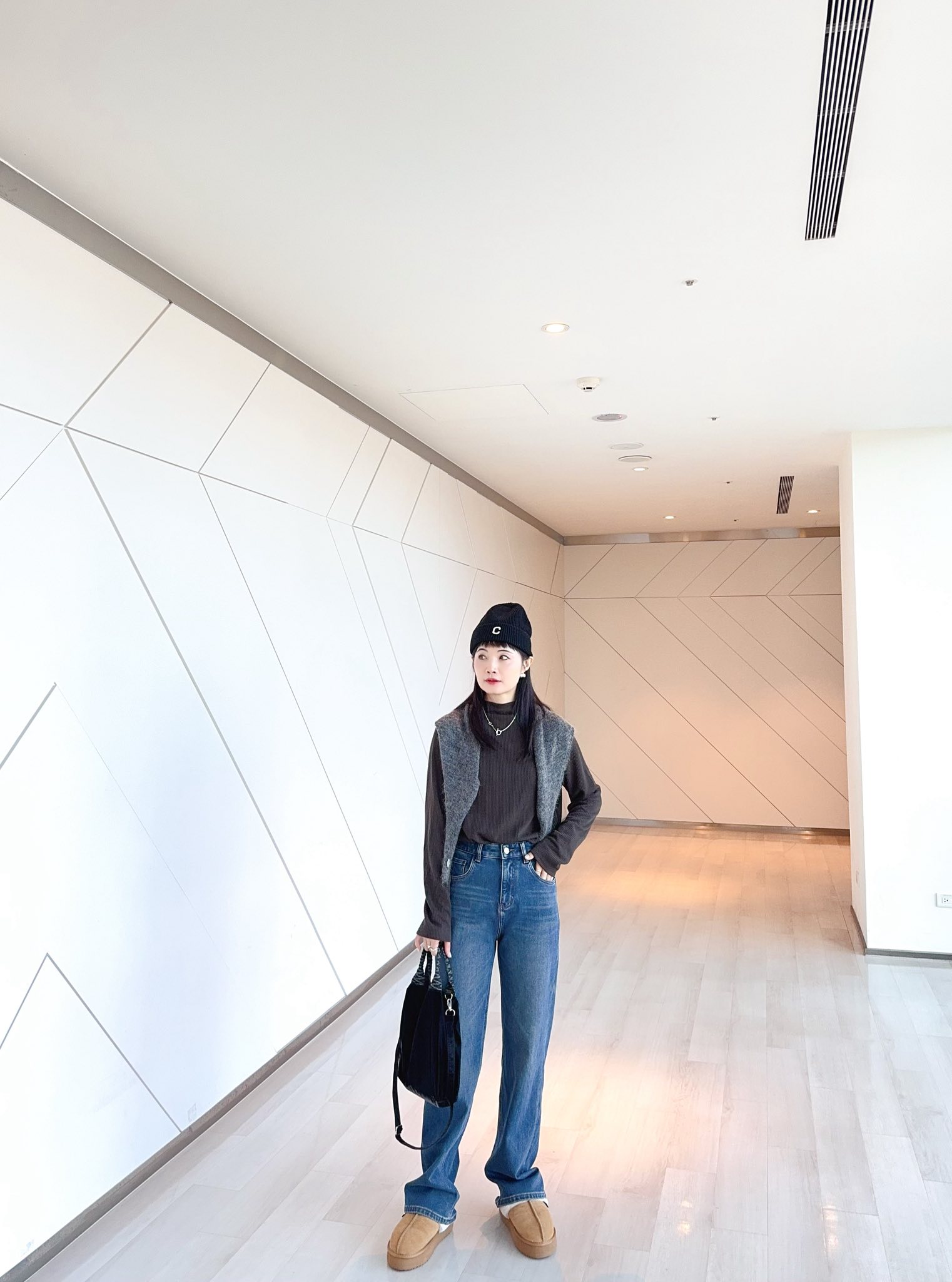 A113.冬日巧克力直坑條煙囪領上衣