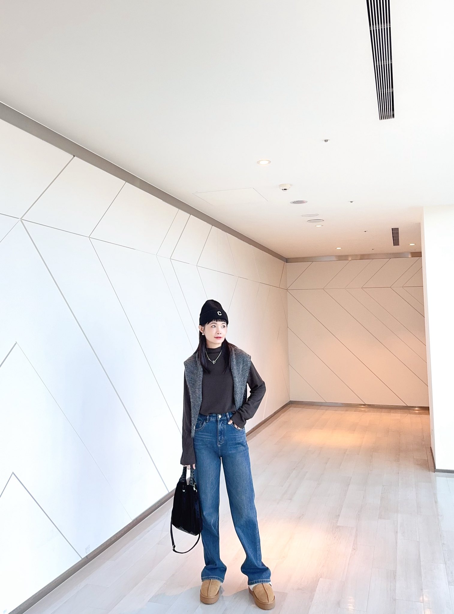 A113.冬日巧克力直坑條煙囪領上衣