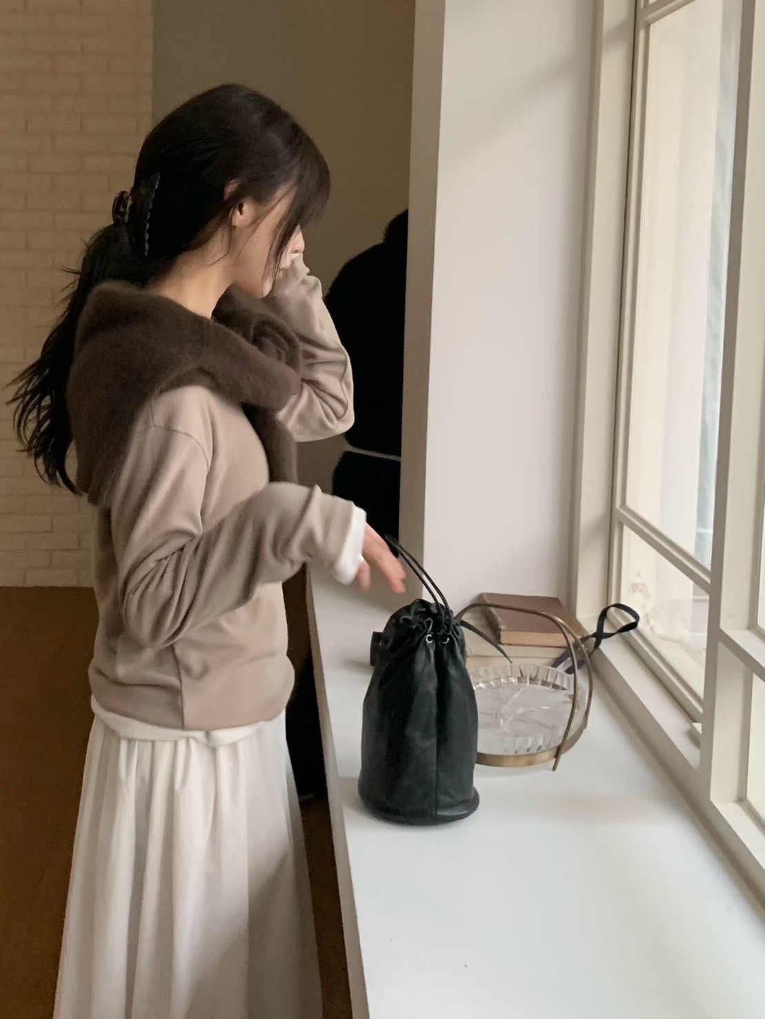 A03.小V家柔軟大U領彈性上衣