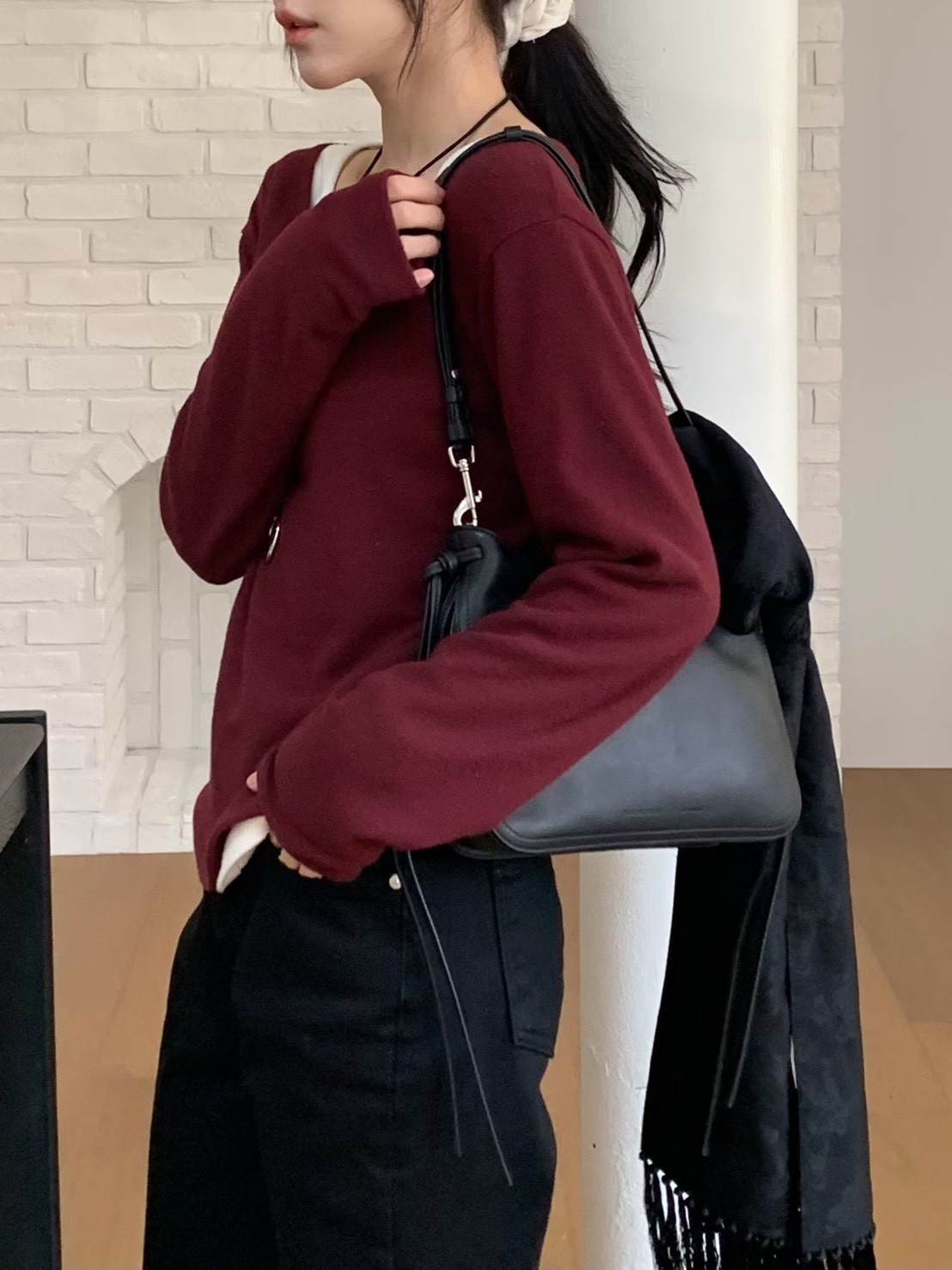 A03.小V家柔軟大U領彈性上衣