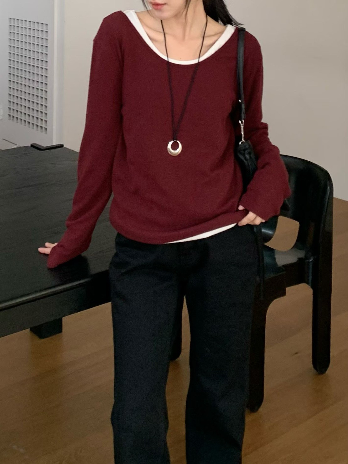 A03.小V家柔軟大U領彈性上衣