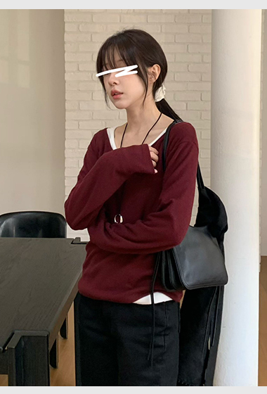 A03.小V家柔軟大U領彈性上衣