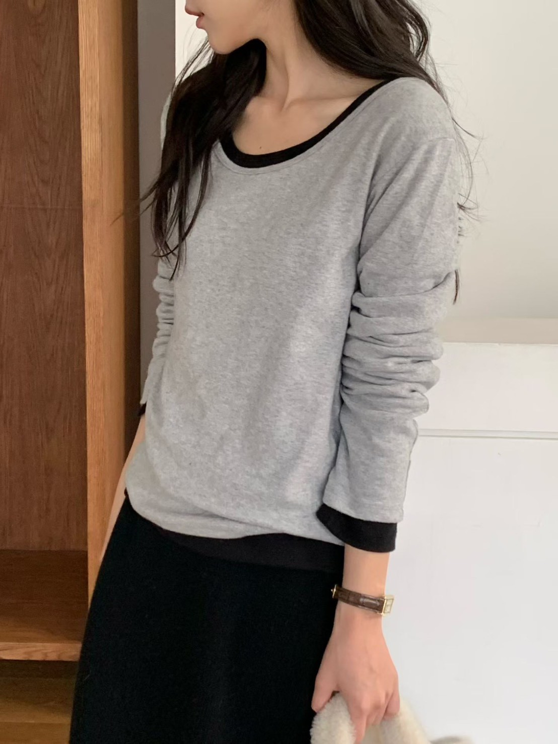 A03.小V家柔軟大U領彈性上衣