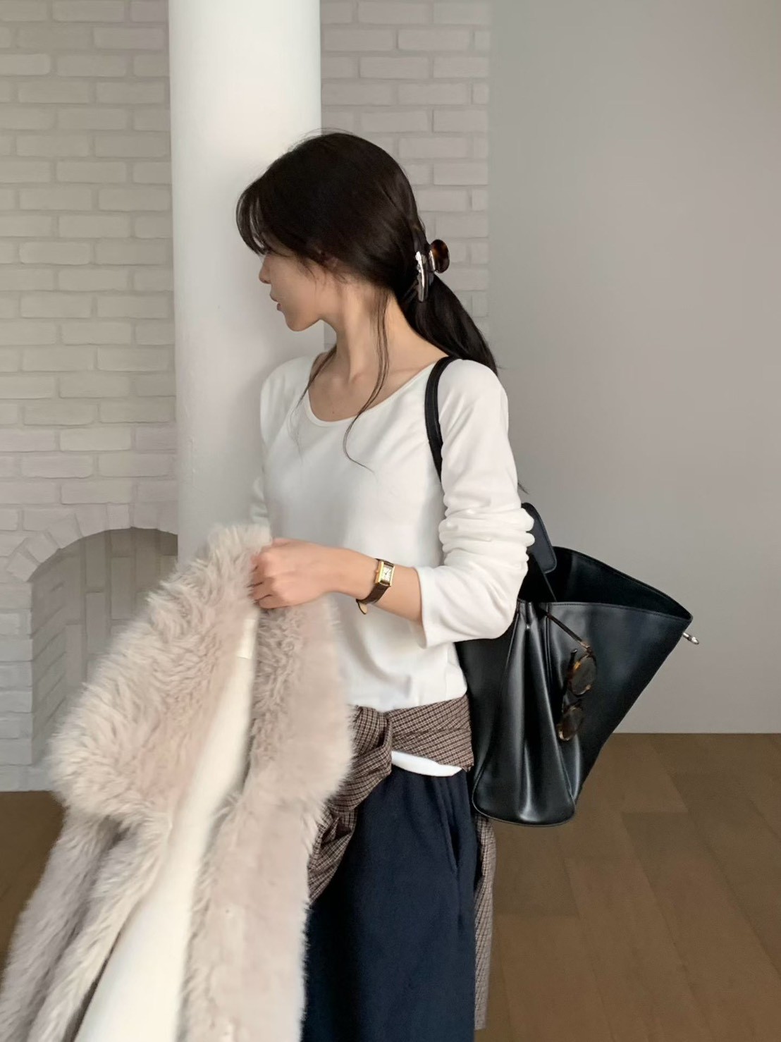 A03.小V家柔軟大U領彈性上衣