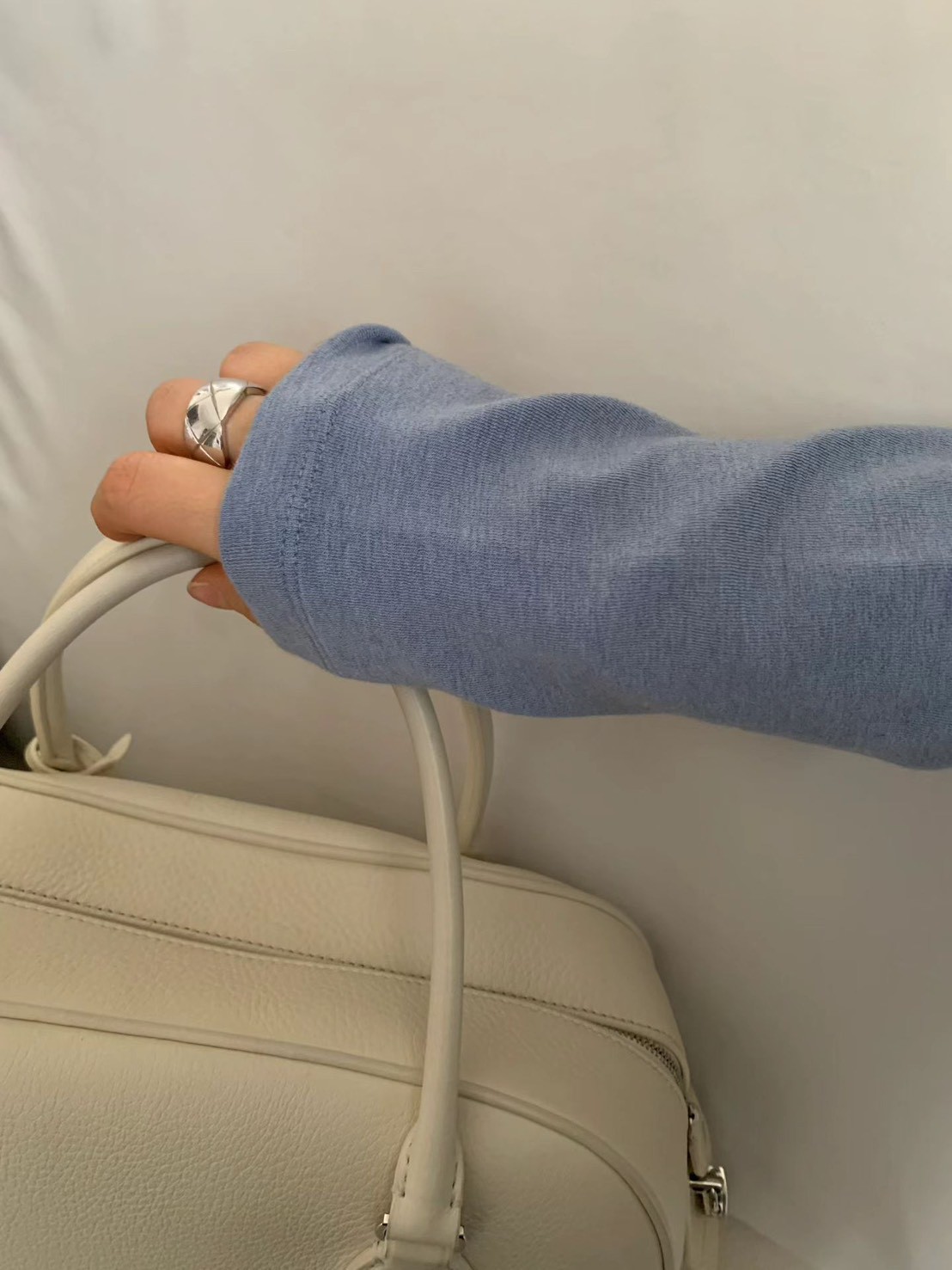 A12.顏值家天絲羊毛高領上衣