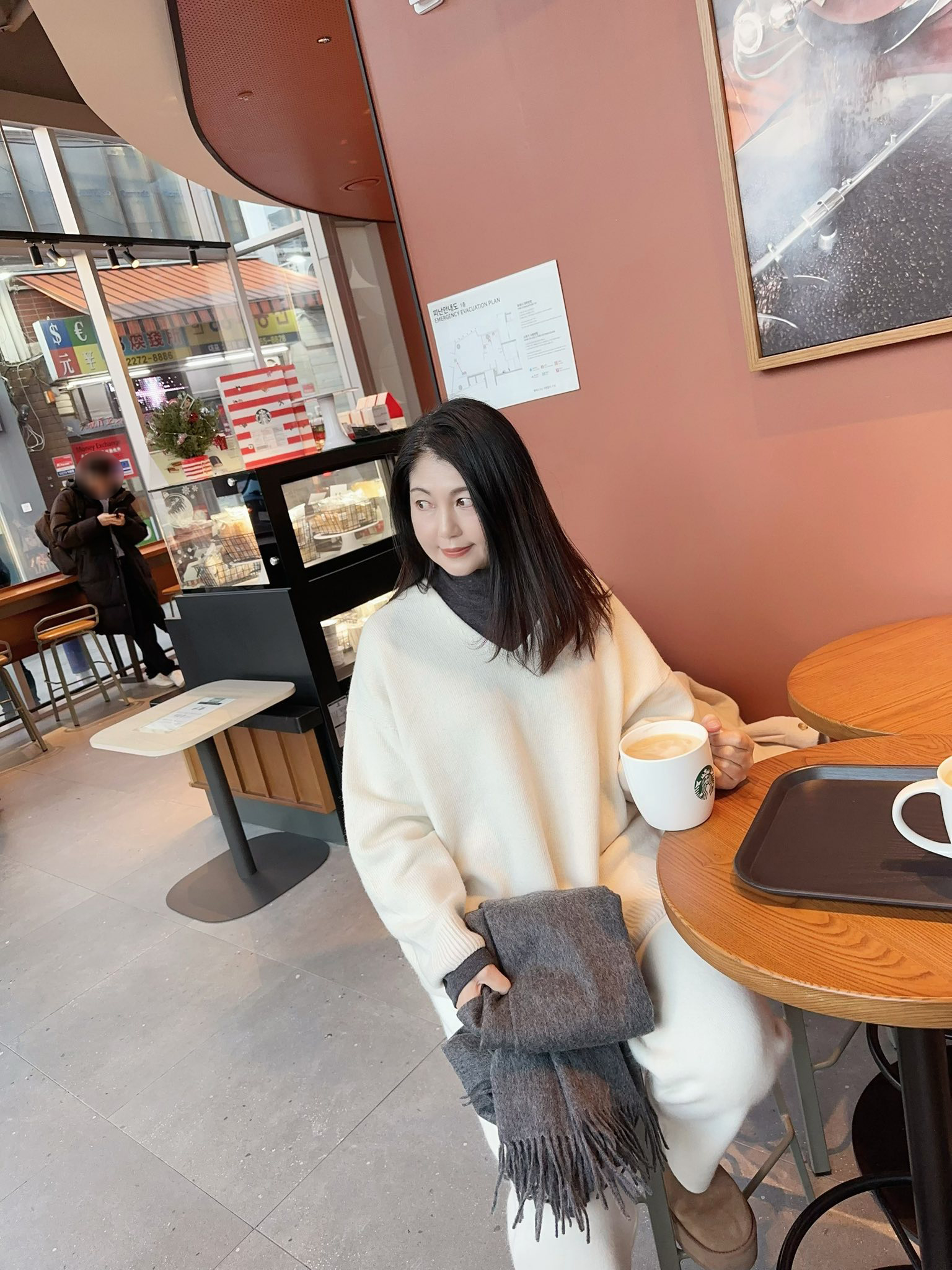 入冬舒適溫柔羊毛高領上衣