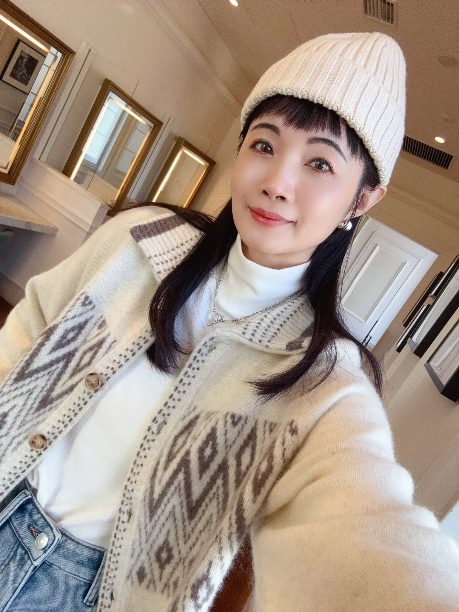 B27.入冬舒適溫柔羊毛高領上衣