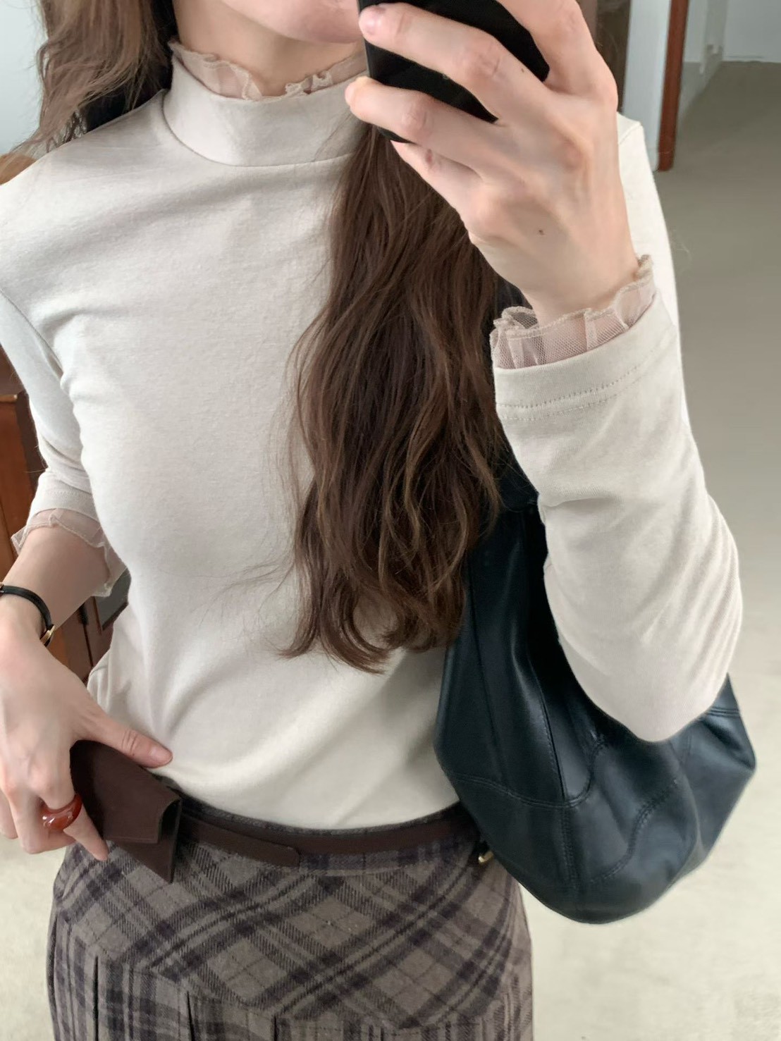 A71.粉彩浪漫波浪高領素色上衣