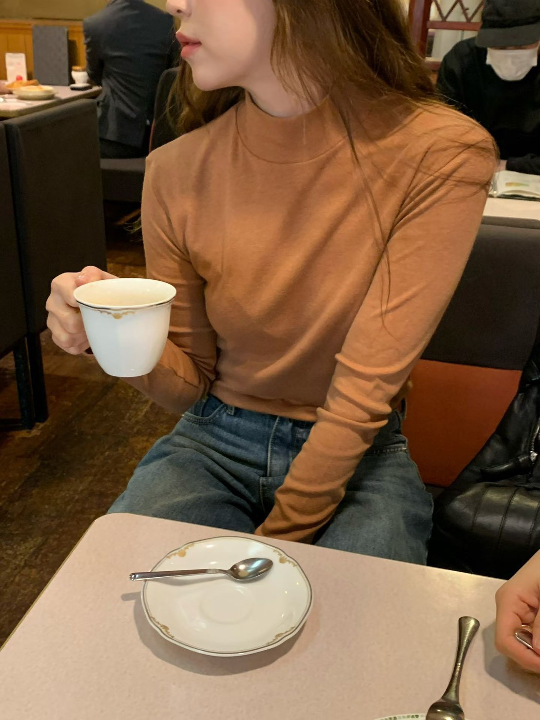 A76.多色素面高領羊毛混紡上衣