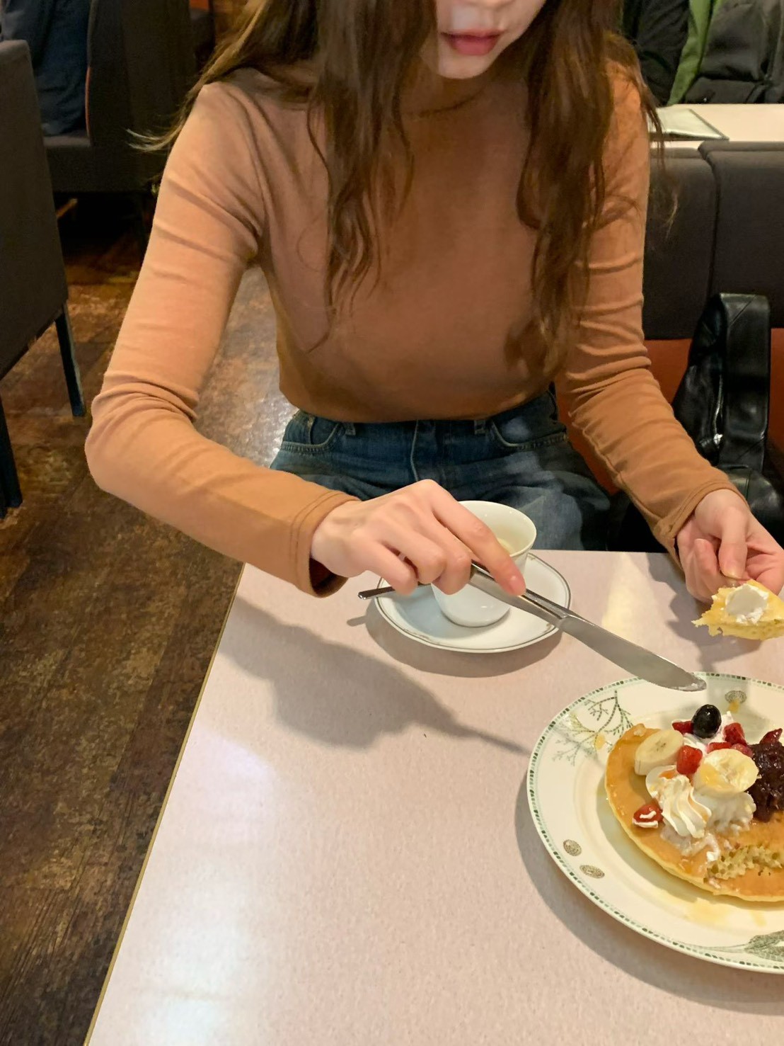 A76.多色素面高領羊毛混紡上衣