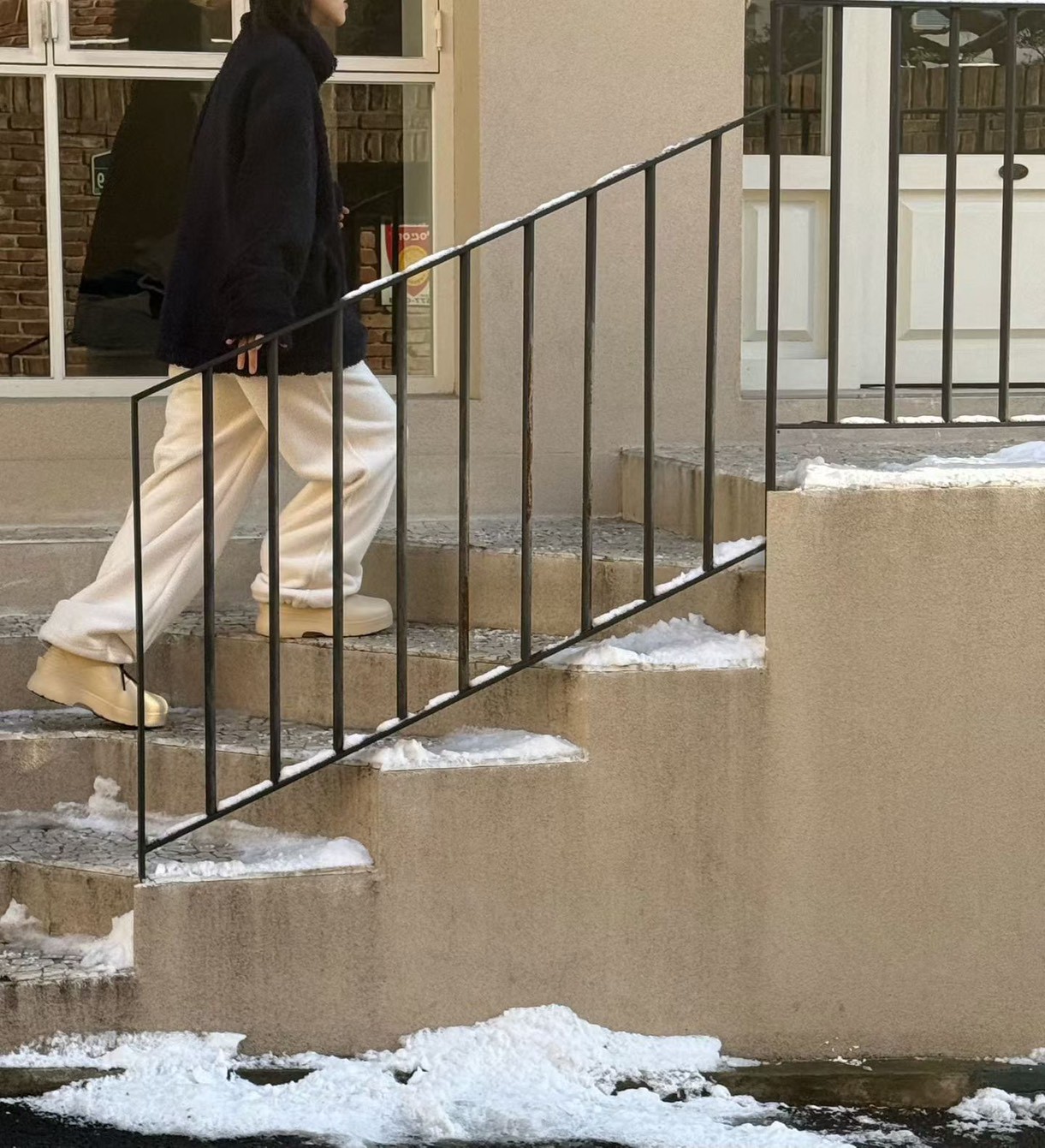 B14.暖暖玩偶毛茸茸立領上衣