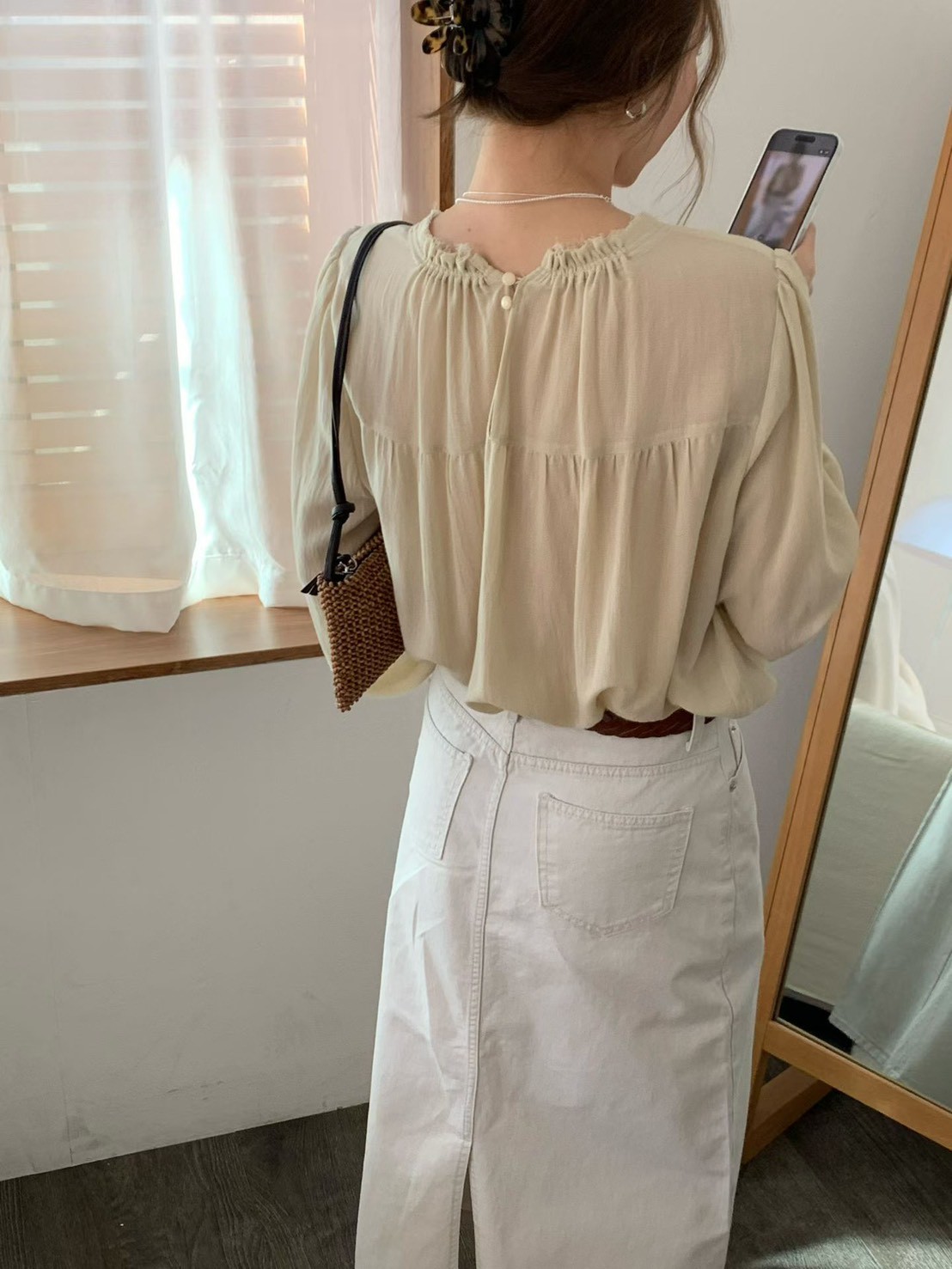 B60.抓皺領氣質女孩罩衫上衣