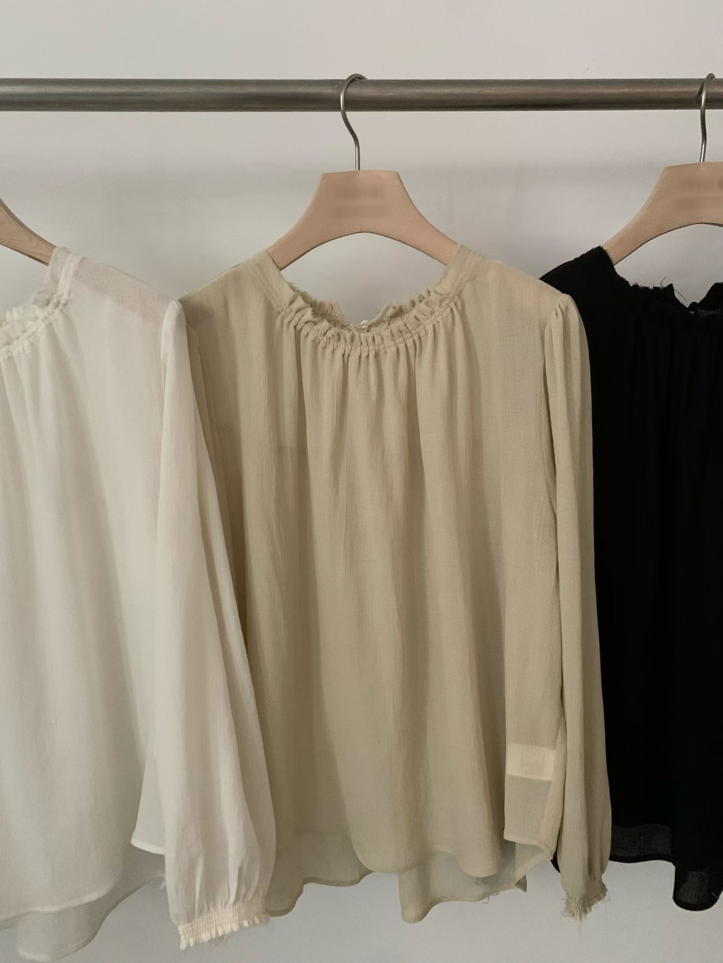 B60.抓皺領氣質女孩罩衫上衣