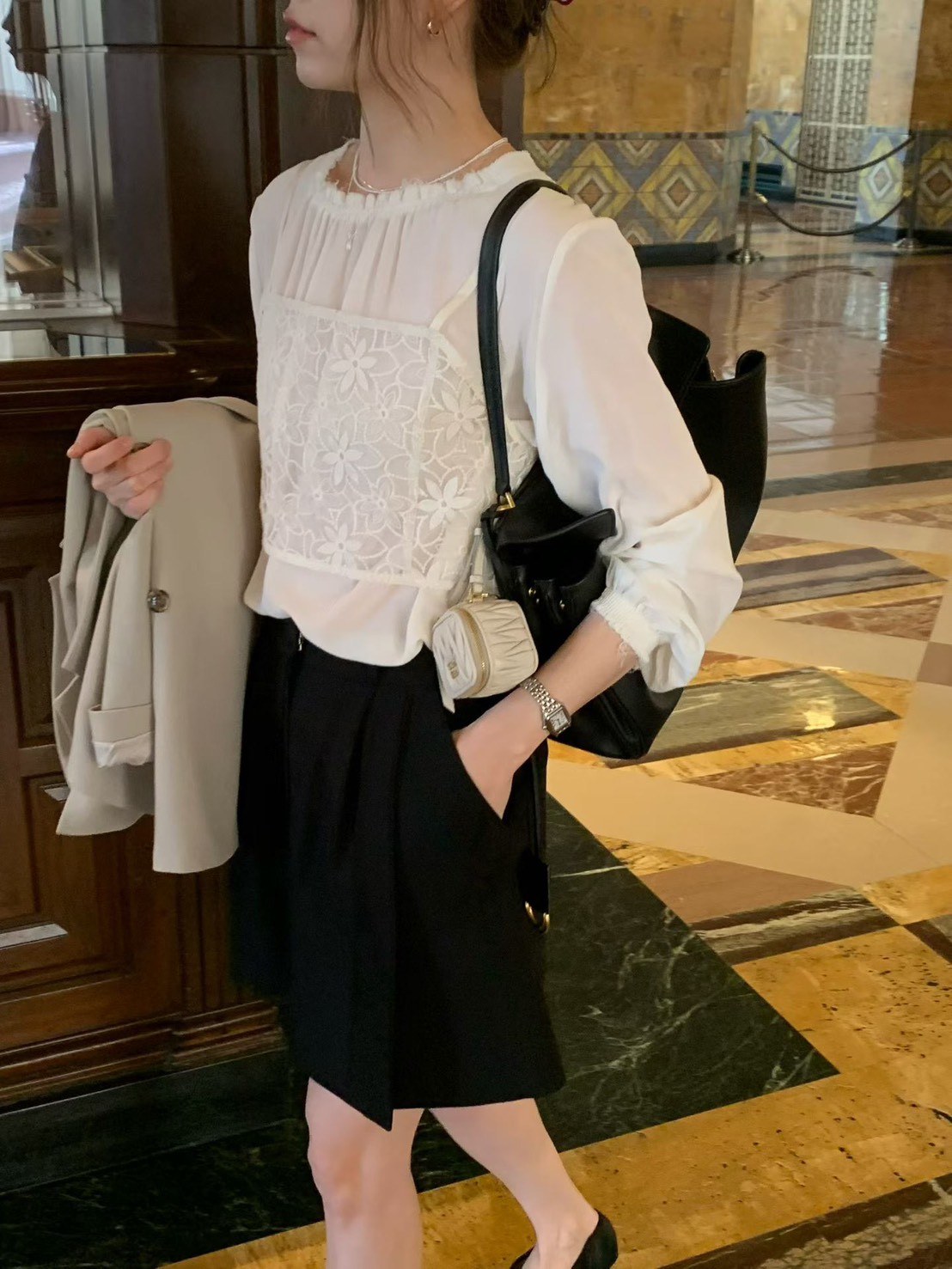 B60.抓皺領氣質女孩罩衫上衣