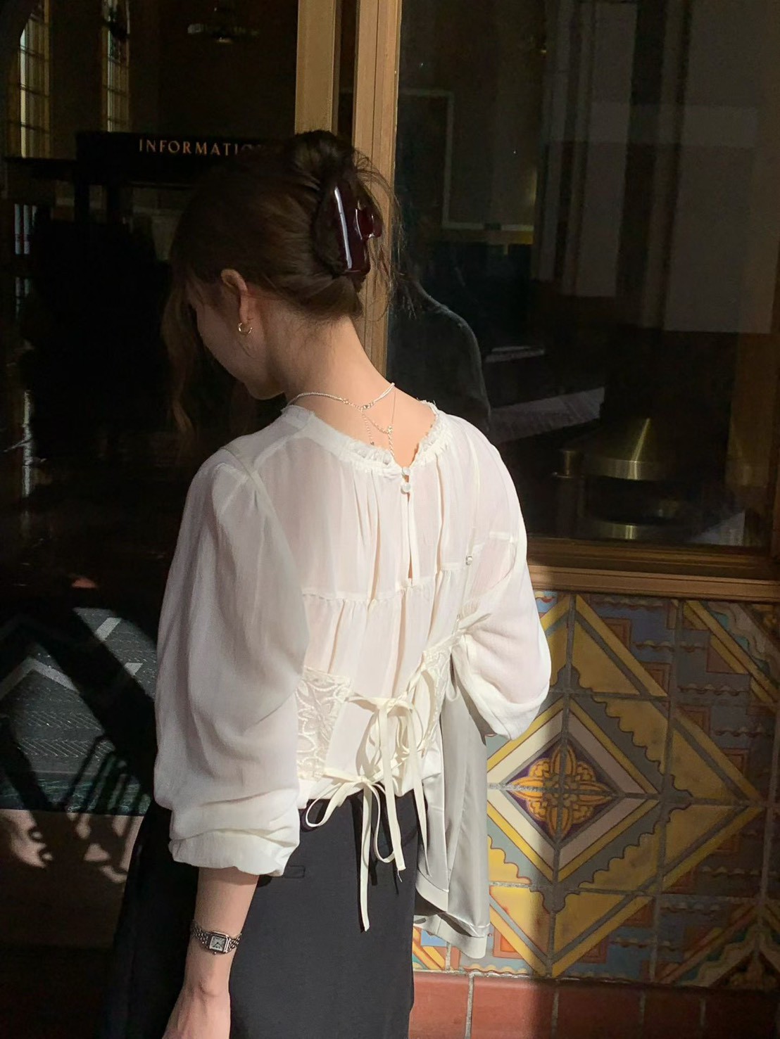 B60.抓皺領氣質女孩罩衫上衣