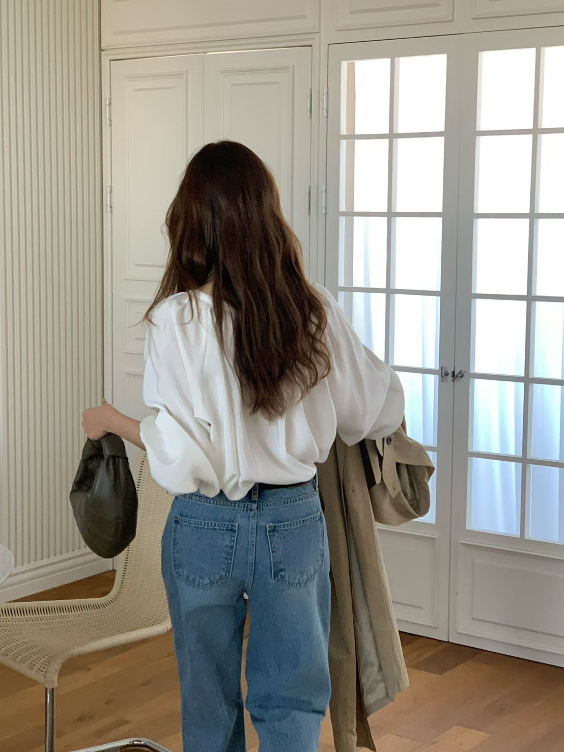 B10.大V家氣質唯美V領上衣