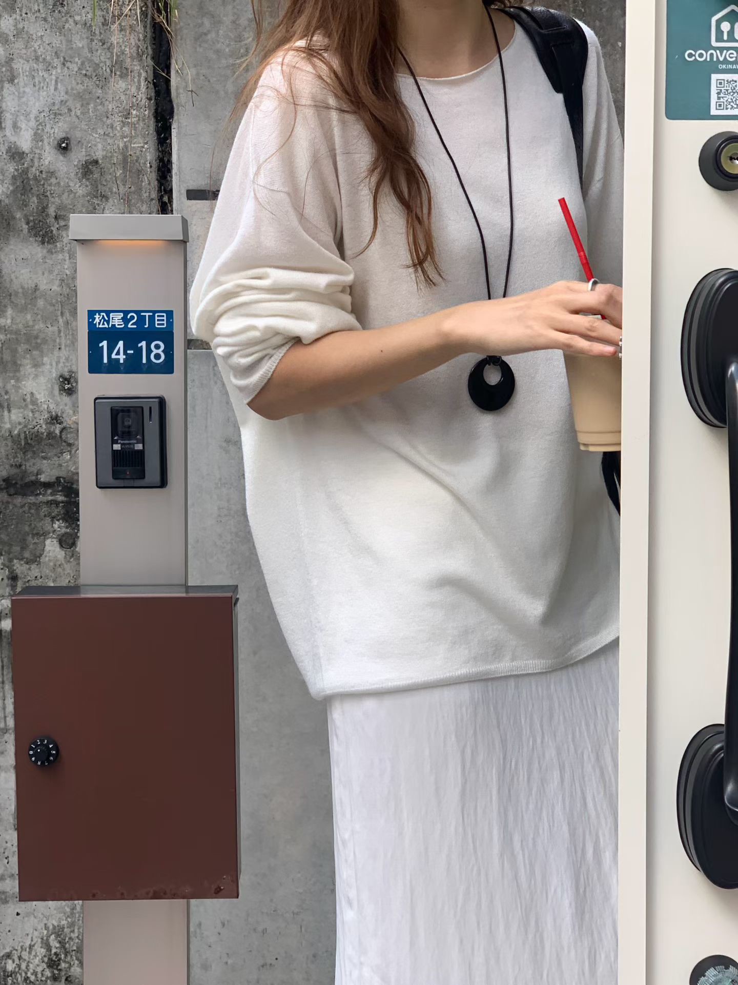 B06.大V家優雅女孩扁領針織上衣