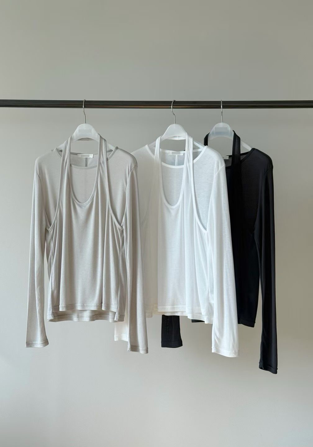 A67.瘦瘦歐膩假兩件繞脖上衣