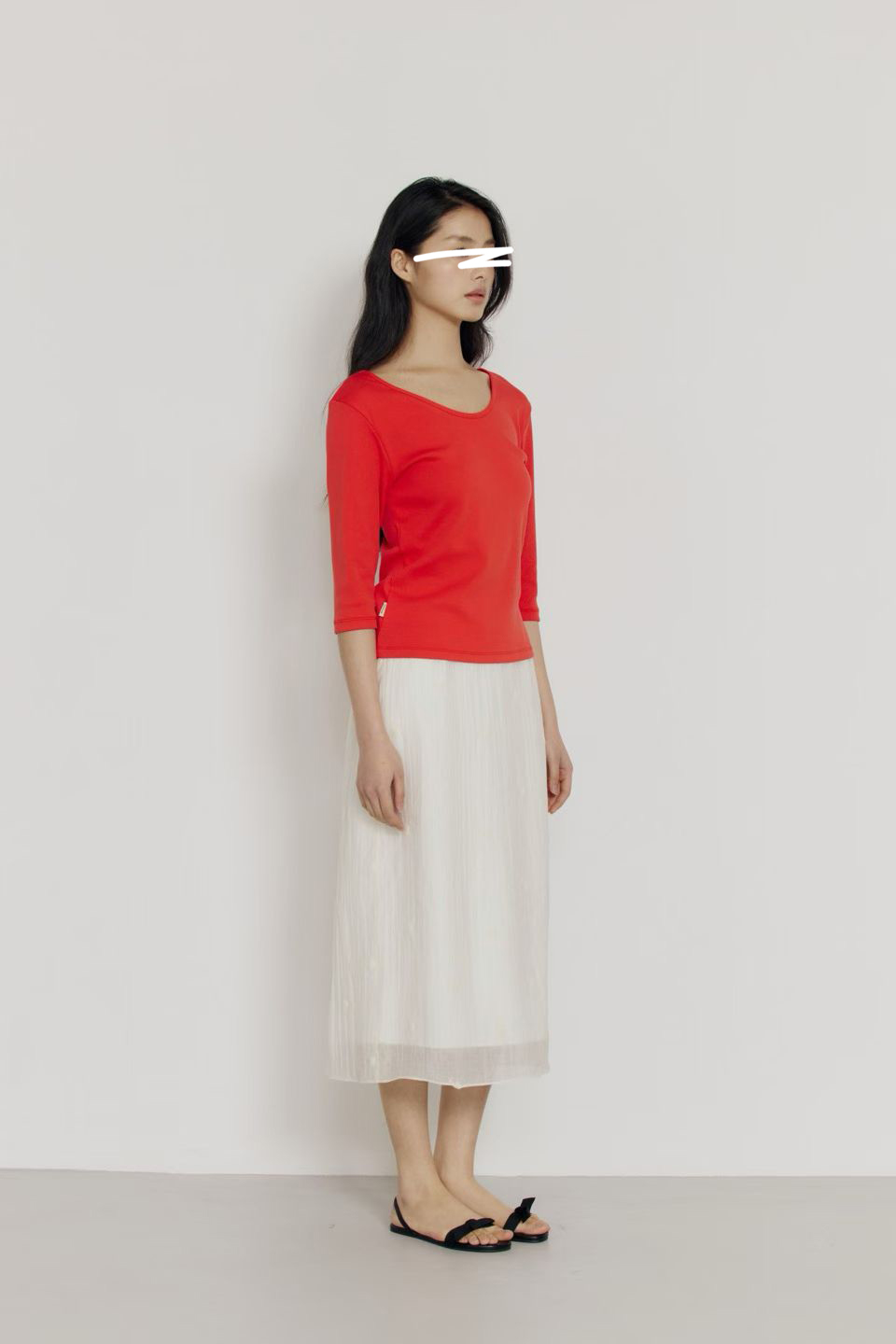 A60.瘦瘦歐膩正反穿U領彈性TEE