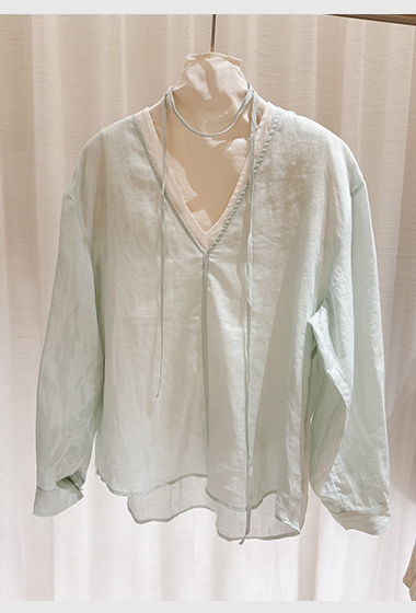 B132.輕柔兩件式V領罩衫(內搭背心)